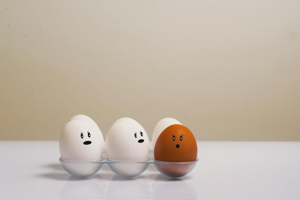 acupuncture treatment to improve egg quality, natural fertility support for egg freezing, licensed acupuncturist providing fertility care, relaxing acupuncture session for hormone balance, Traditional Chinese Medicine for reproductive health